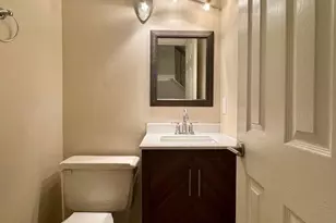 20333 Pleasant Ridge Dr, Gaithersburg, MD 20886 - Photo 8