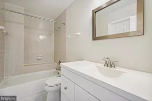 5407 Grove Ridge Way, Rockville, MD 20852 - Photo 4