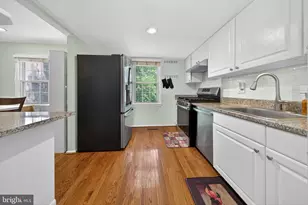 941 Paulsboro Dr, Rockville, MD 20850 - Photo 12