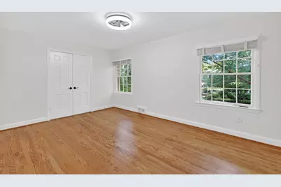 4722 Cumberland Avenue, Chevy Chase, MD 20815 - Photo 24