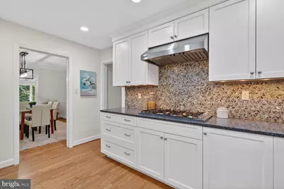 4722 Cumberland Avenue, Chevy Chase, MD 20815 - Photo 18