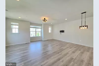 13146 Dowdens Station Way, Clarksburg, MD 20871 - Photo 12