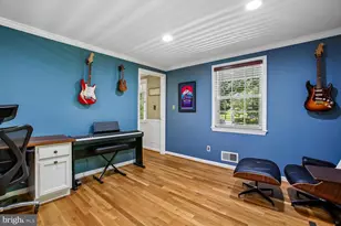 11303 Hounds Way, North Bethesda, MD 20852 - Photo 32