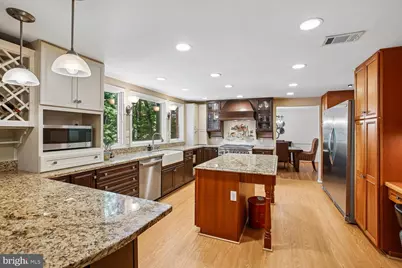 11303 Hounds Way, North Bethesda, MD 20852 - Photo 20