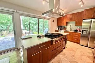 8200 Stone Trail Dr, Bethesda, MD 20817 - Photo 10