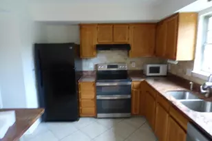 13422 Country Ridge Dr, Germantown, MD 20874 - Photo 4