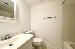 4 Renmark Ct, Gaithersburg, MD 20878 - Photo 28