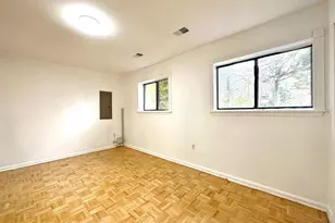 4 Renmark Ct, Gaithersburg, MD 20878 - Photo 32