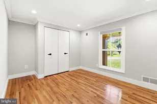 8701 Lochaven Dr, Gaithersburg, MD 20882 - Photo 32