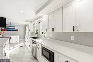 8701 Lochaven Dr, Gaithersburg, MD 20882 - Photo 18
