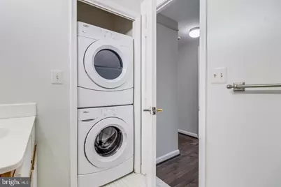 24 Courthouse Sq #807, Rockville, MD 20850 - Photo 16