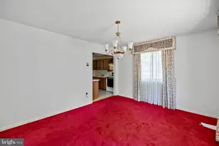 409 Hull Pl, Rockville, MD 20852 - Photo 12
