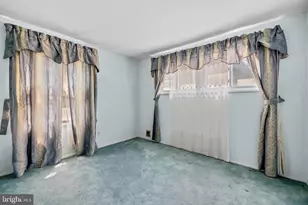 409 Hull Pl, Rockville, MD 20852 - Photo 18