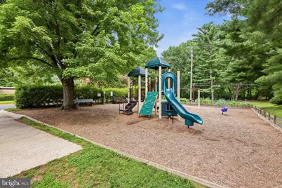 7525 Spring Lake Drive #C2, Bethesda, MD 20817 - Photo 32