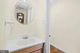 12200 Valleywood Dr, Silver Spring, MD 20902 - Photo 10