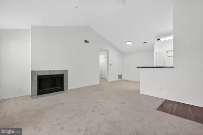 18518 Boysenberry Drive #223, Gaithersburg, MD 20879 - Photo 6