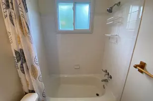 6411 E Halbert Rd, Bethesda, MD 20817 - Photo 18