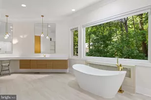7003 Fawn Trail Ct, Bethesda, MD 20817 - Photo 28