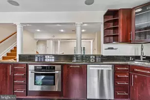17 Appleseed Ln, Gaithersburg, MD 20878 - Photo 10