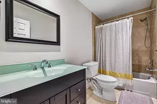 17 Appleseed Ln, Gaithersburg, MD 20878 - Photo 28