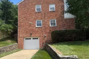6717 Pemberton St, Bethesda, MD 20817 - Photo 2