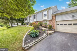 13413 Wisteria Dr, Germantown, MD 20874 - Photo 2