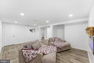 10811 Tenbrook Ct, Silver Spring, MD 20901 - Photo 30