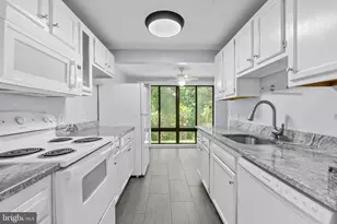 13200 Chalet Pl, Germantown, MD 20874 - Photo 12