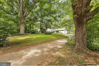 11900 Marmary Road, Gaithersburg, MD 20878 - Photo 4