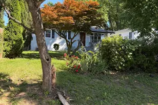 217 Cedar Ave, Gaithersburg, MD 20877 - Photo 2