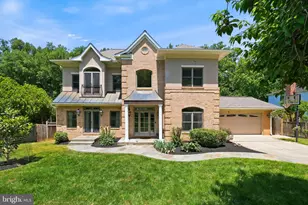 13 Trailridge Ct, Potomac, MD 20854 - Photo 1