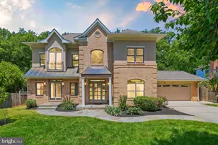 13 Trailridge Ct, Potomac, MD 20854 - Photo 2