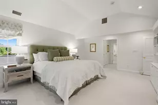 7009 Loch Lomond Dr, Bethesda, MD 20817 - Photo 32
