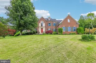 9308 Harrisons Farm Way, Gaithersburg, MD 20882 - Photo 2