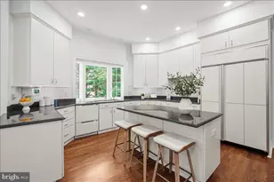 8413 Rapley Ridge Ln, Potomac, MD 20854 - Photo 14
