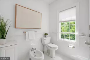 8413 Rapley Ridge Ln, Potomac, MD 20854 - Photo 40