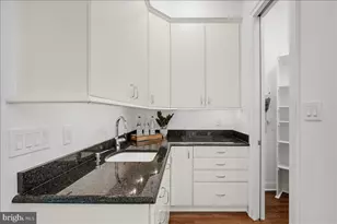 8413 Rapley Ridge Ln, Potomac, MD 20854 - Photo 16