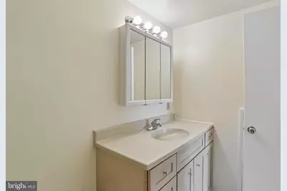 11925 Parklawn Drive #203, Rockville, MD 20852 - Photo 36