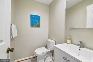 11900 Canfield Rd, Potomac, MD 20854 - Photo 16