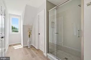 14632 Locustwood Ln, Silver Spring, MD 20905 - Photo 34