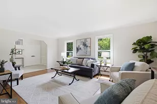 14632 Locustwood Ln, Silver Spring, MD 20905 - Photo 4