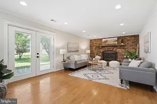 14632 Locustwood Ln, Silver Spring, MD 20905 - Photo 16
