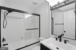 1026 Travis Ln, Gaithersburg, MD 20879 - Photo 30