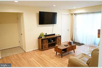 20220 Shipley Terrace #8- C- 10, Germantown, MD 20874 - Photo 4