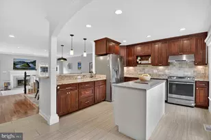 11107 Candlelight Ln, Potomac, MD 20854 - Photo 4
