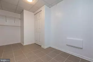 8828 Cross Country Pl, Gaithersburg, MD 20879 - Photo 32
