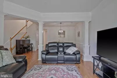 413 Longhorn Crescent, Rockville, MD 20850 - Photo 6