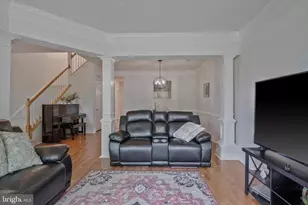 413 Longhorn Crescent, Rockville, MD 20850 - Photo 6