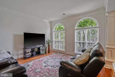 413 Longhorn Crescent, Rockville, MD 20850 - Photo 4