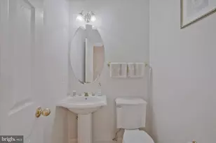 413 Longhorn Crescent, Rockville, MD 20850 - Photo 16
